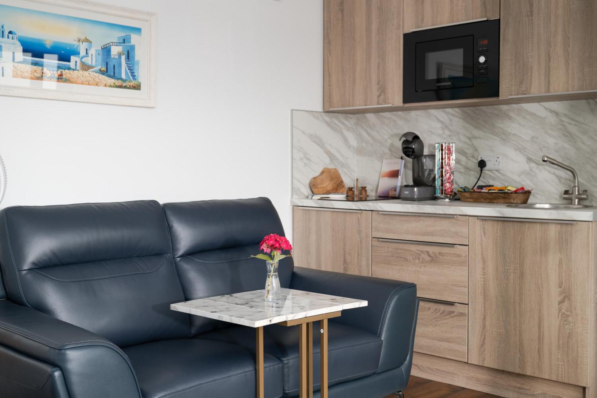 Lakescape - Waterfront Self- Catering Cabins 에니스킬런 외부 사진