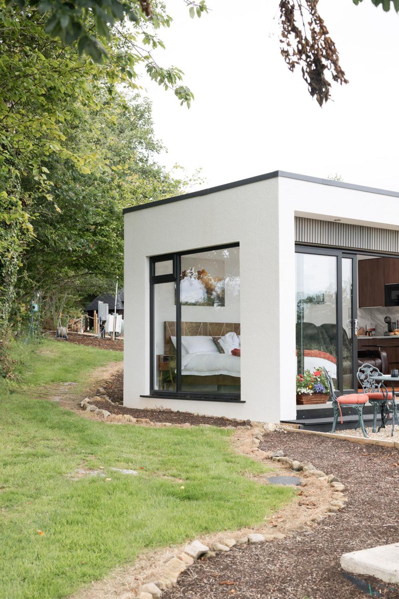 Lakescape - Waterfront Self- Catering Cabins 에니스킬런 외부 사진