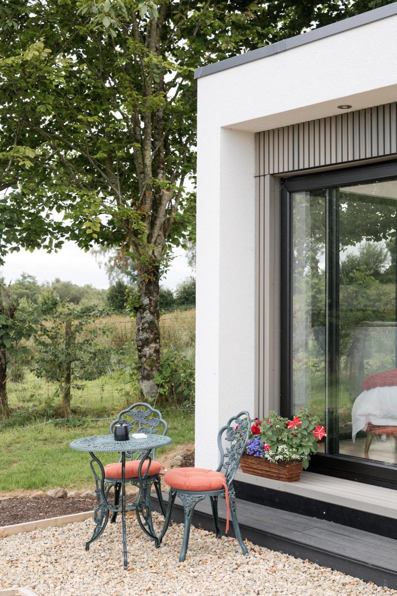 Lakescape - Waterfront Self- Catering Cabins 에니스킬런 외부 사진