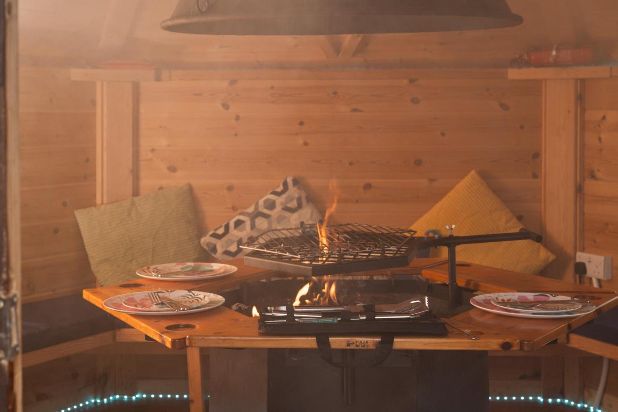 Lakescape - Waterfront Self- Catering Cabins 에니스킬런 외부 사진